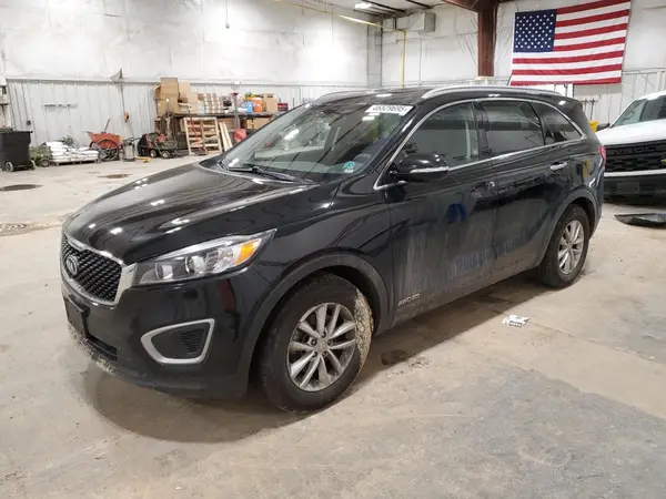 5XYPGDA51HG332210 2017 KIA SORENTO - Image 1