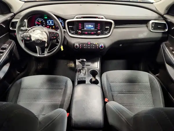 5XYPGDA51JG373832 2018 KIA SORENTO - Image 8