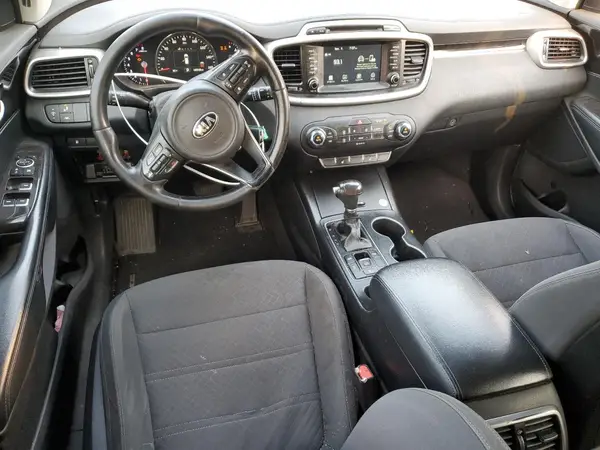 5XYPGDA51JG384930 2018 KIA SORENTO - Image 8