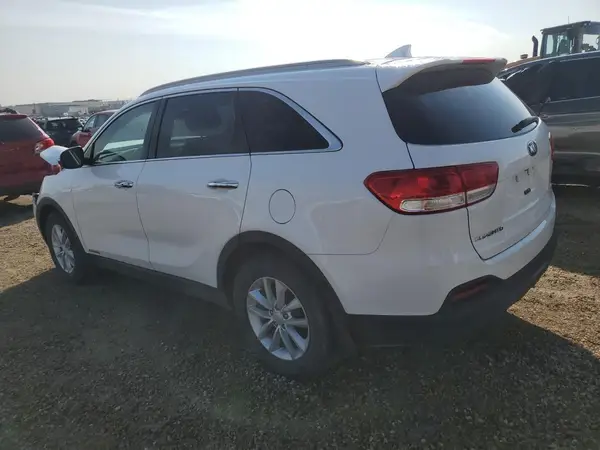 5XYPGDA51JG390839 2018 KIA SORENTO - Image 2