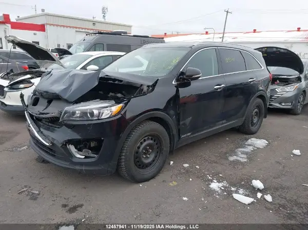 5XYPGDA51JG397144 2018 KIA SORENTO - Image 2