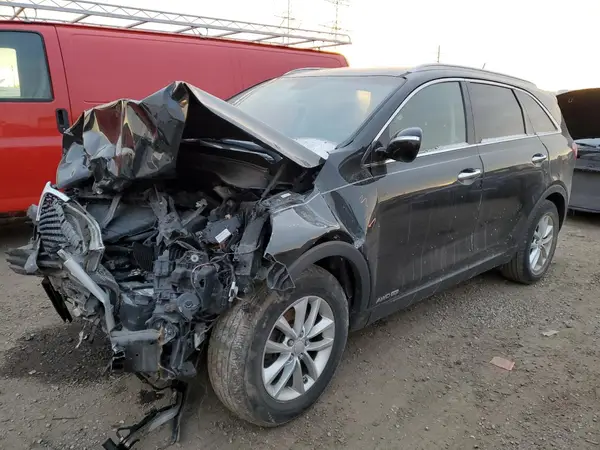 5XYPGDA51JG410104 2018 KIA SORENTO - Image 1