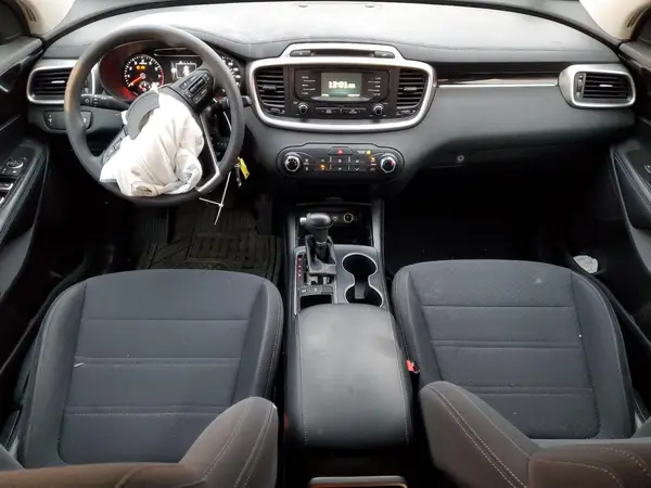 5XYPGDA51JG410104 2018 KIA SORENTO - Image 8
