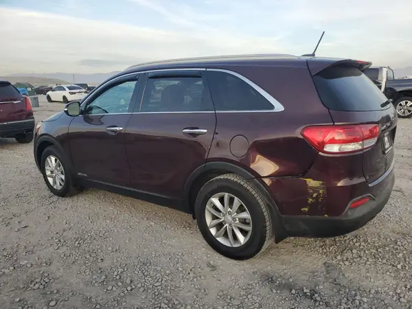 5XYPGDA51JG417120 2018 KIA SORENTO - Image 2