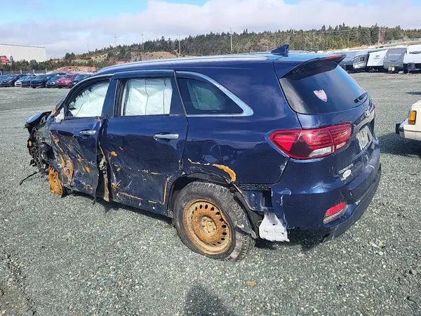 5XYPGDA51KG442925 2019 KIA SORENTO - Image 2