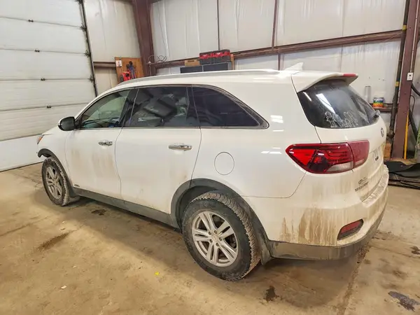 5XYPGDA51KG458638 2019 KIA SORENTO - Image 2