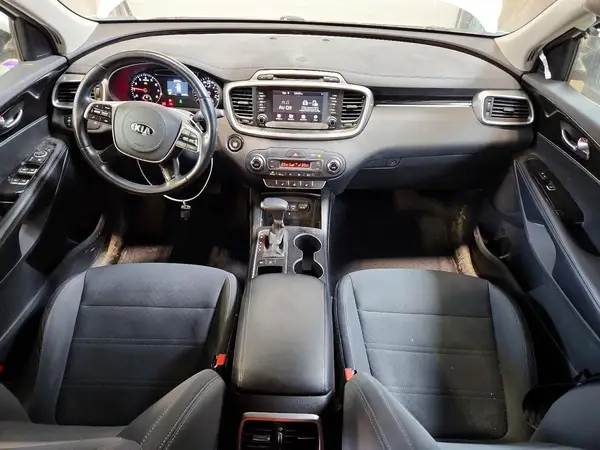 5XYPGDA51KG458638 2019 KIA SORENTO - Image 8