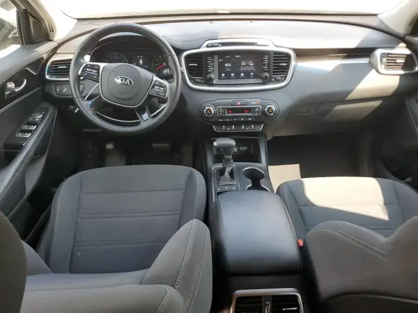 5XYPGDA51KG480753 2019 KIA SORENTO - Image 8