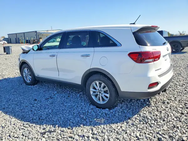5XYPGDA51KG498251 2019 KIA SORENTO - Image 2