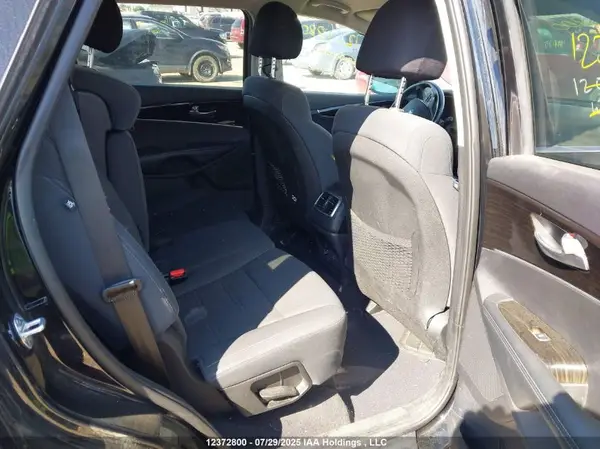 5XYPGDA51KG503383 2019 KIA SORENTO - Image 8