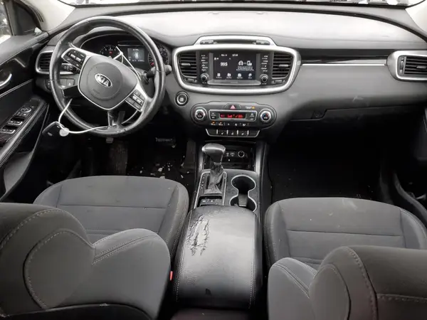 5XYPGDA51KG504033 2019 KIA SORENTO - Image 8