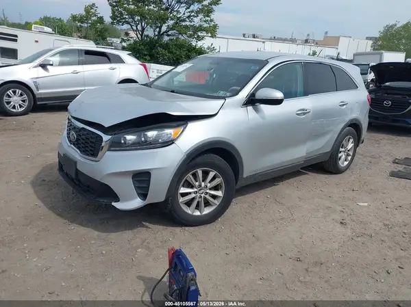 5XYPGDA51KG551515 2019 KIA SORENTO - Image 2