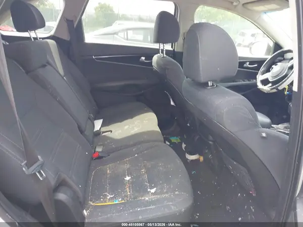 5XYPGDA51KG551515 2019 KIA SORENTO - Image 8