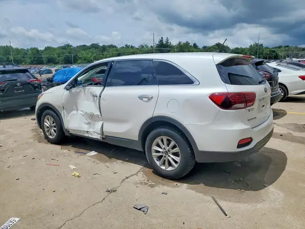 5XYPGDA51KG559114 2019 KIA SORENTO - Image 2