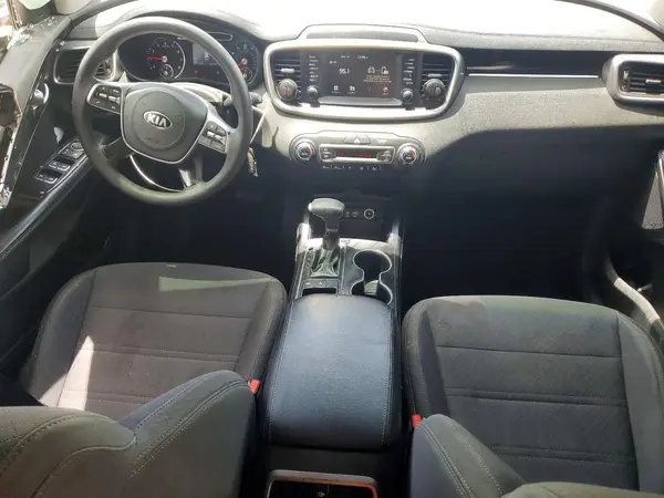 5XYPGDA51KG559114 2019 KIA SORENTO - Image 8