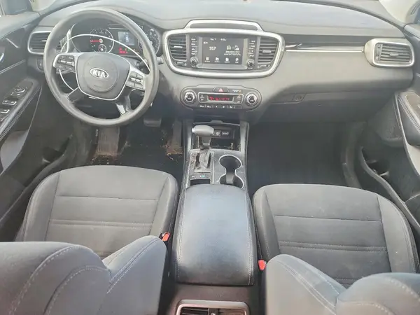 5XYPGDA51KG561719 2019 KIA SORENTO - Image 8