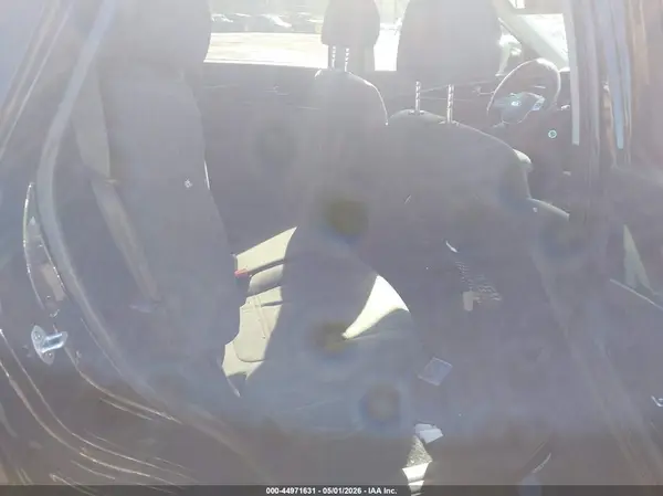 5XYPGDA51KG563714 2019 KIA SORENTO - Image 8