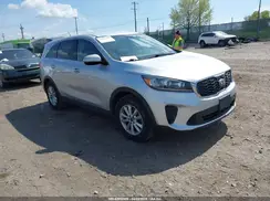 5XYPGDA51KG571442 2019 KIA SORENTO