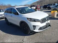 5XYPGDA51KG583770 2019 KIA SORENTO