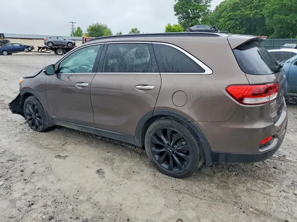 5XYPGDA51KG587530 2019 KIA SORENTO - Image 2