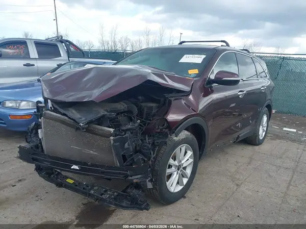 5XYPGDA51LG629745 2020 KIA SORENTO - Image 2