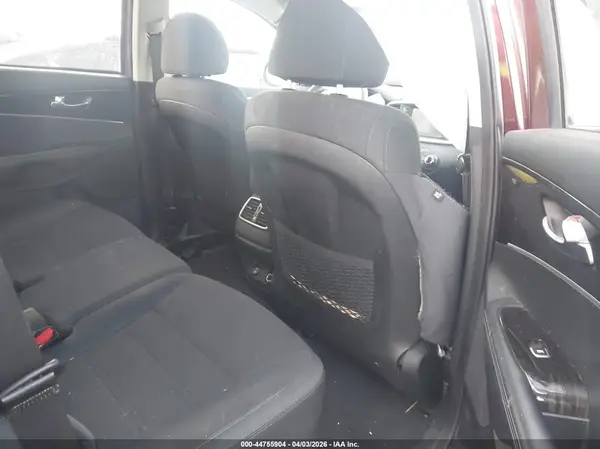 5XYPGDA51LG629745 2020 KIA SORENTO - Image 8