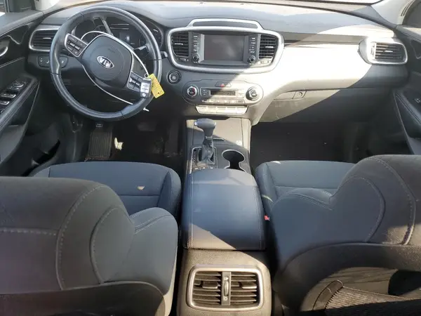 5XYPGDA51LG660803 2020 KIA SORENTO - Image 8