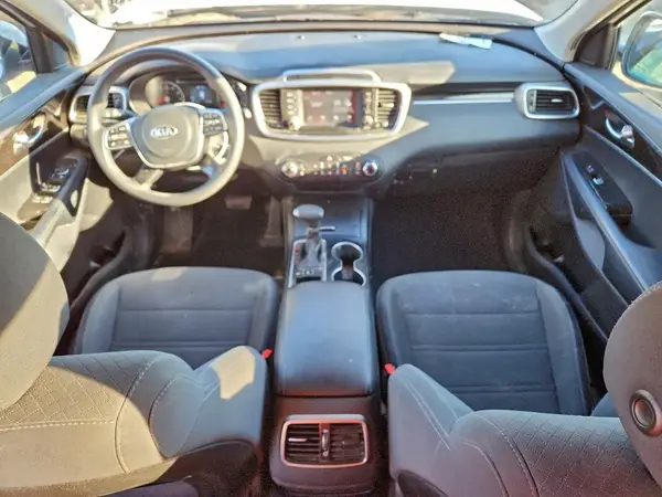 5XYPGDA51LG664902 2020 KIA SORENTO - Image 8