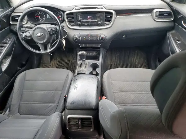 5XYPGDA52GG018452 2016 KIA SORENTO - Image 8