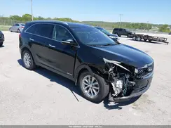 5XYPGDA52GG028818 2016 KIA SORENTO