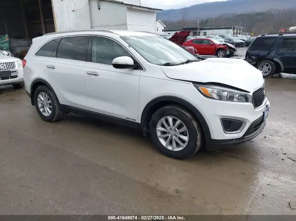 5XYPGDA52GG030598 2016 KIA SORENTO - Image 1
