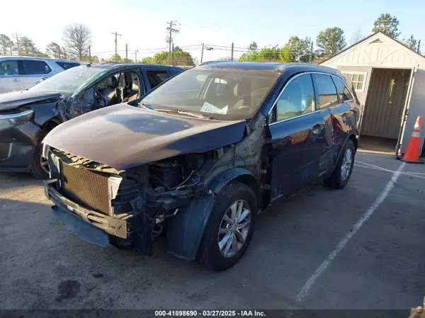 5XYPGDA52GG046316 2016 KIA SORENTO - Image 2
