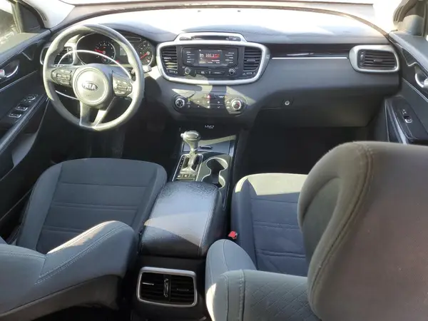5XYPGDA52GG062662 2016 KIA SORENTO - Image 8