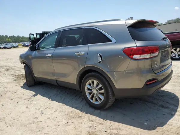 5XYPGDA52GG081440 2016 KIA SORENTO - Image 2