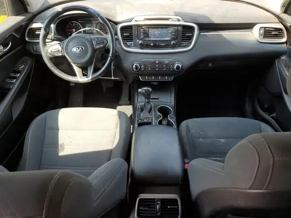 5XYPGDA52GG133391 2016 KIA SORENTO - Image 8