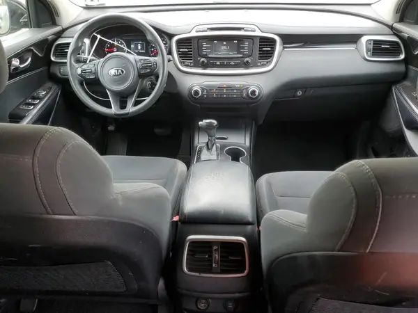 5XYPGDA52GG136579 2016 KIA SORENTO - Image 8