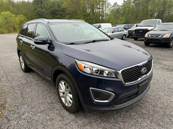 5XYPGDA52GG14032 2016 KIA SORENTO - Image 1