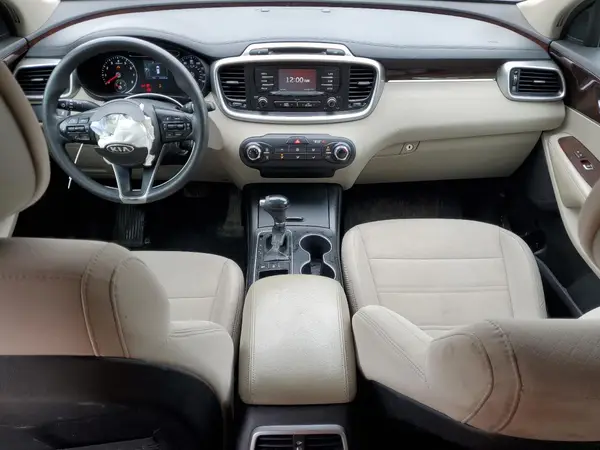 5XYPGDA52GG141023 2016 KIA SORENTO - Image 8
