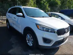 5XYPGDA52GG158453 2016 KIA SORENTO