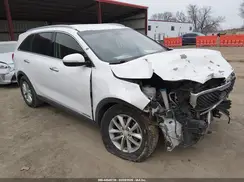 5XYPGDA52GG159327 2016 KIA SORENTO