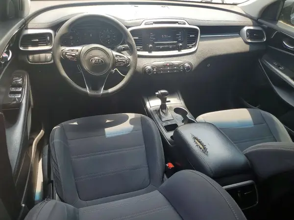 5XYPGDA52GG174099 2016 KIA SORENTO - Image 8