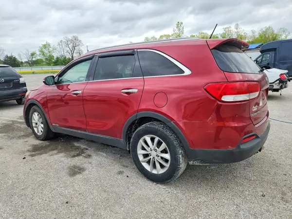 5XYPGDA52GG174233 2016 KIA SORENTO - Image 2