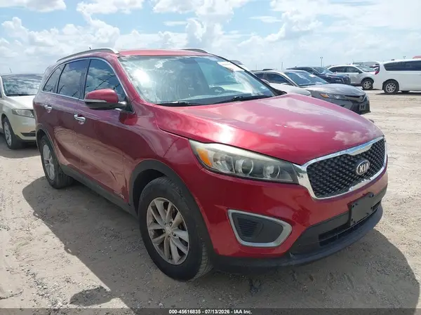 5XYPGDA52GG176211 2016 KIA SORENTO - Image 1