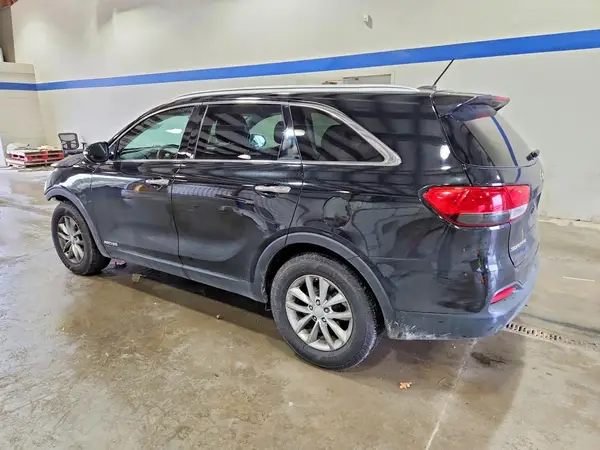 5XYPGDA52GG179139 2016 KIA SORENTO - Image 2