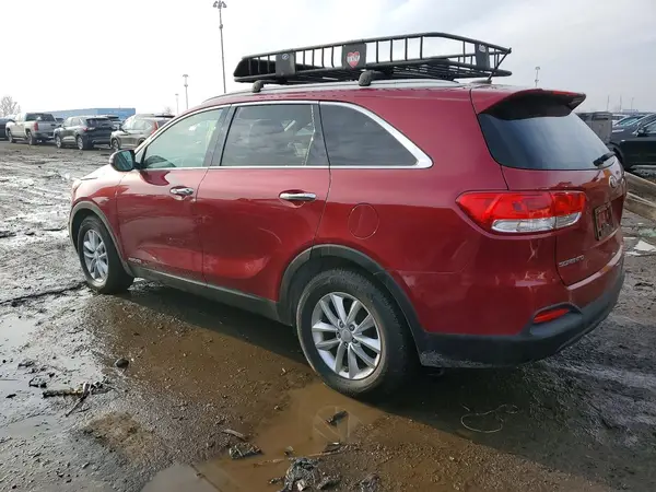 5XYPGDA52GG179724 2016 KIA SORENTO - Image 2