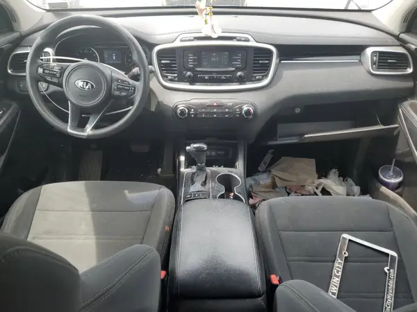 5XYPGDA52GG180405 2016 KIA SORENTO - Image 8