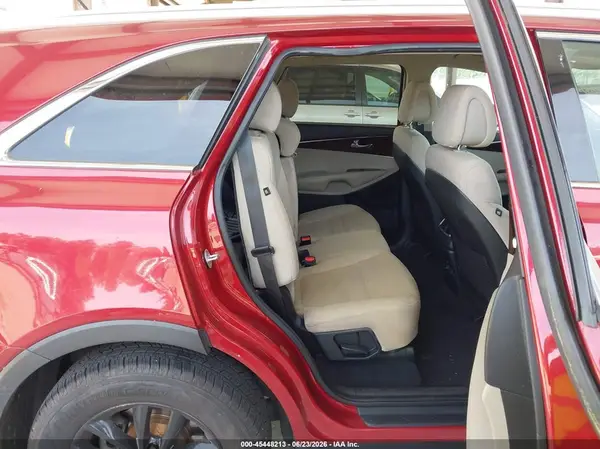 5XYPGDA52HG191373 2017 KIA SORENTO - Image 8