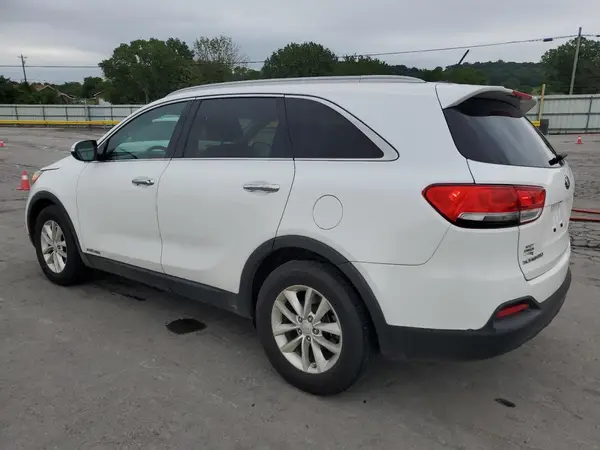 5XYPGDA52HG192300 2017 KIA SORENTO - Image 2
