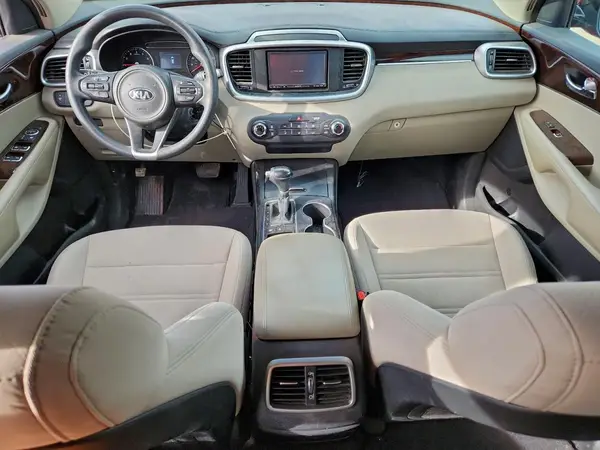 5XYPGDA52HG199702 2017 KIA SORENTO - Image 8