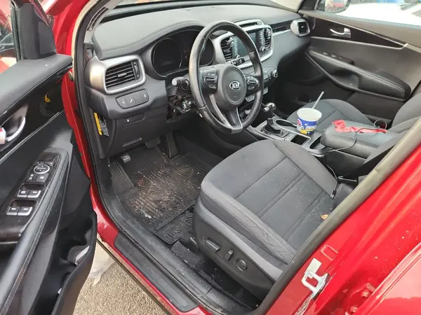 5XYPGDA52HG206289 2017 KIA SORENTO - Image 8
